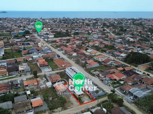 Casa com 360m² 3 quartos e 2 banheiros, à venda, no bairro Centro em Balneário Barra do Sul