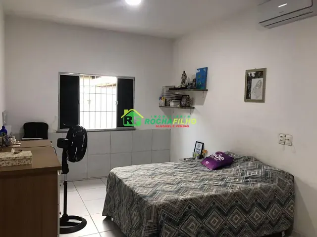Casa com 390m² 3 quartos e 2 banheiros, à venda, no bairro Santa Isabel em Teresina