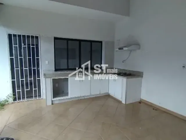 Casa com 316m² 4 quartos e 1 banheiro, à venda, no bairro Vila Mosconi em Andradas
