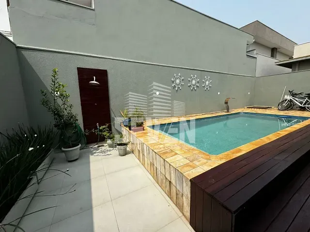 Casa com 320m² 3 quartos e 4 banheiros, à venda, no bairro Quinta Ranieri em Bauru