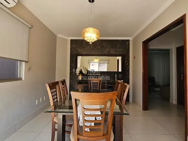 Casa 3 quartos e 4 banheiros, à venda, no bairro Ribeirão do Lipa em Cuiabá