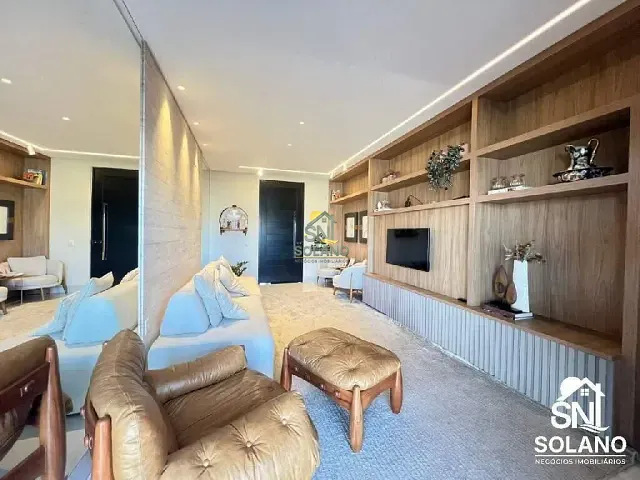 Casa com 347m² 3 quartos e 4 banheiros, à venda, no bairro Condomínio Jardins Bolonha em Senador Canedo