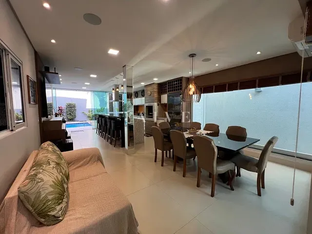 Casa com 396m² 4 quartos e 5 banheiros, à venda, no bairro Gleba Fazenda Palhano em Londrina