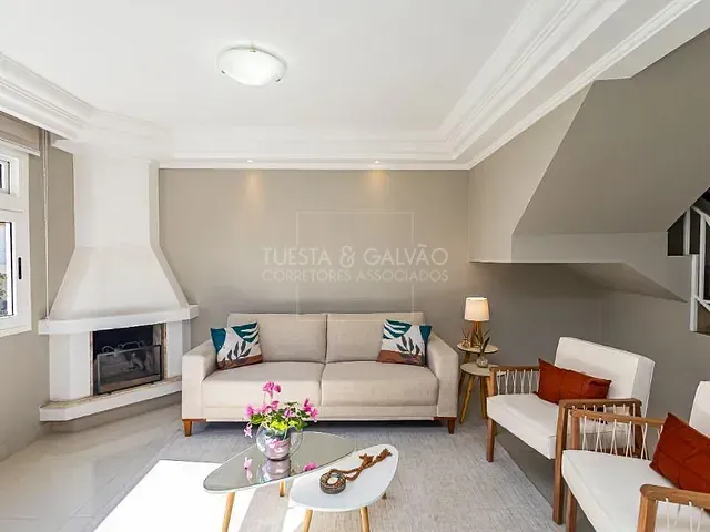 Casa com 113m² 3 quartos e 3 banheiros, à venda, no bairro Vista Alegre em Curitiba