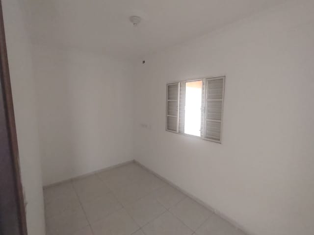 Casa com 136m² 2 quartos e 2 banheiros, à venda, no bairro Jardim Recanto dos Pássaros em São João da Boa Vista