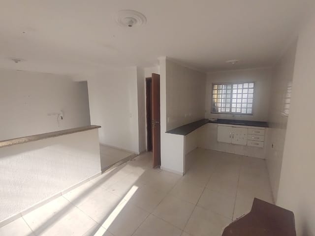 Casa com 136m² 2 quartos e 2 banheiros, à venda, no bairro Jardim Recanto dos Pássaros em São João da Boa Vista