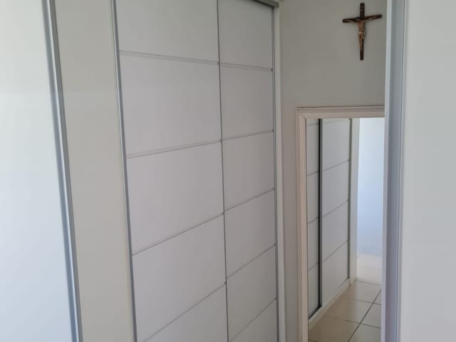 Casa com 275m² 3 quartos e 2 banheiros, à venda, no bairro Aruana em Aracaju