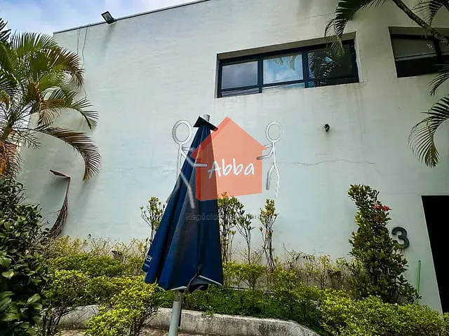 Casa com 533m², à venda ou para alugar, no bairro Granja Julieta (Zona Sul) em São Paulo