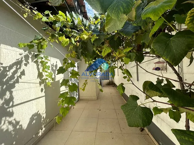 Casa 3 quartos e 2 banheiros, à venda, no bairro Jardim Satélite em São José dos Campos