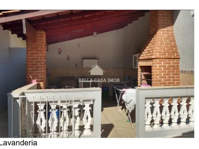 Casa com 195m² 3 quartos e 2 banheiros, à venda, no bairro Parque Ouro Fino em Sorocaba