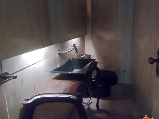 Casa 3 quartos e 3 banheiros, para alugar, no bairro NAZARé em Belem