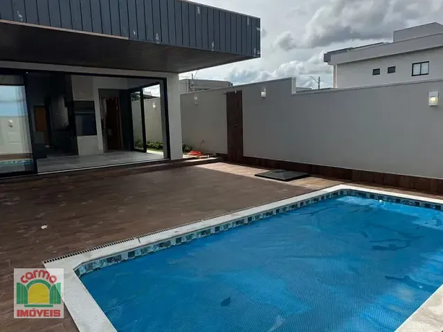 Casa 3 quartos e 4 banheiros, à venda, no bairro Condomínio Residencial Grand Trianon em Anápolis
