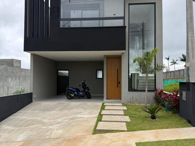 Casa 3 quartos e 4 banheiros, à venda, no bairro Porteira Preta em Mogi das Cruzes