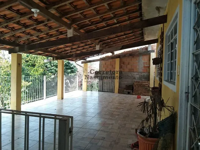 Casa com 290m² 3 quartos e 2 banheiros, à venda, no bairro Parque Sao Jorge em Santa Branca