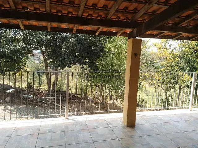 Casa com 290m² 3 quartos e 2 banheiros, à venda, no bairro Parque Sao Jorge em Santa Branca
