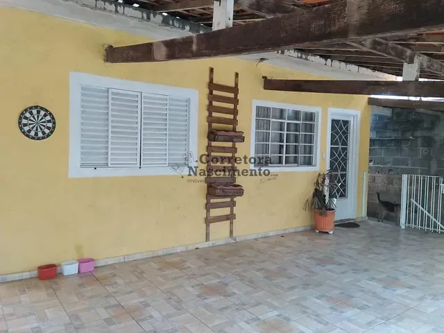 Casa com 290m² 3 quartos e 2 banheiros, à venda, no bairro Parque Sao Jorge em Santa Branca