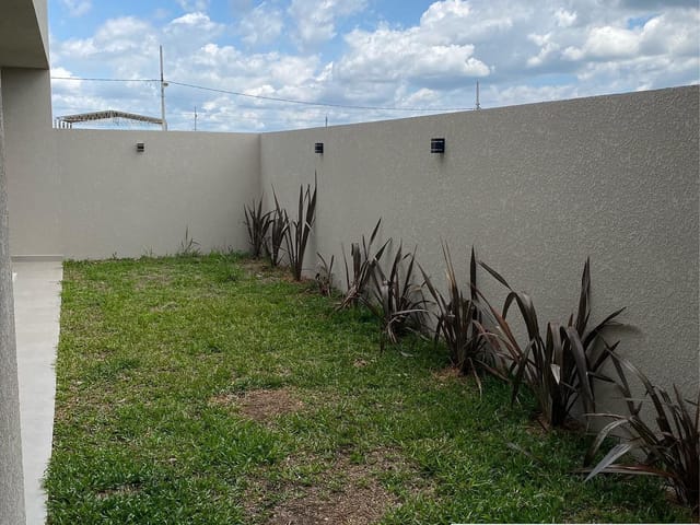 Casa com 128m² 3 quartos e 2 banheiros, à venda, no bairro Contorno em Ponta Grossa