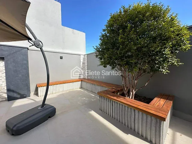 Casa com 465m² 4 quartos e 5 banheiros, à venda, no bairro Jardim Santa Lúcia em Americana
