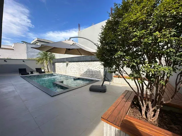 Casa com 465m² 4 quartos e 5 banheiros, à venda, no bairro Jardim Santa Lúcia em Americana