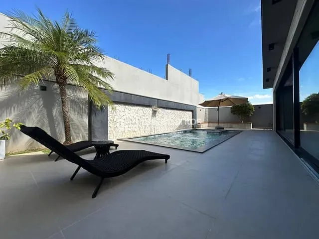 Casa com 465m² 4 quartos e 5 banheiros, à venda, no bairro Jardim Santa Lúcia em Americana