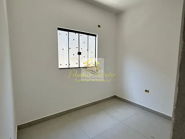 Casa com 125m² 3 quartos e 2 banheiros, à venda, no bairro Jardim Maria Luiza em Londrina