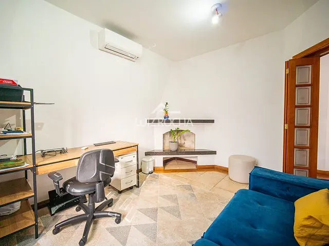 Casa com 362m² 5 quartos e 5 banheiros, à venda, no bairro São Paulo II em Cotia