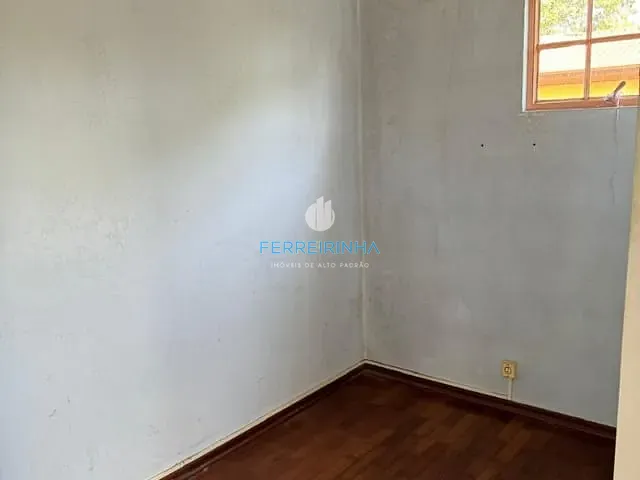 Casa com 325m² 4 quartos e 3 banheiros, à venda, no bairro Urbanova em São José dos Campos