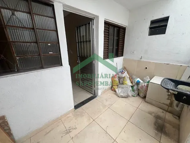 Casa 2 quartos e 2 banheiros, para alugar, no bairro Parque Novo Lar em São Paulo