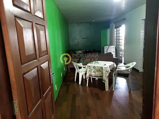 Casa com 350m² 3 quartos e 2 banheiros, à venda, no bairro Conjunto Habitacional José Garcia Molina em Londrina