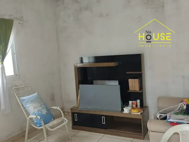Casa com 210m², à venda, no bairro Jardim Vivendas em Votuporanga