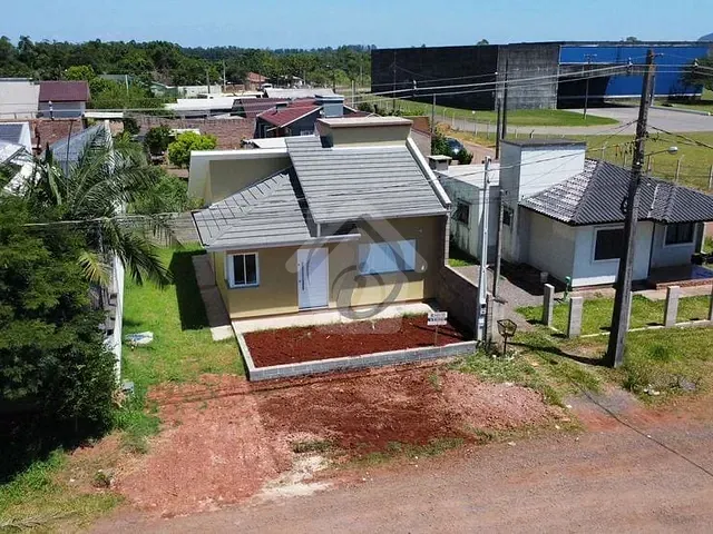 Casa com 60m² 2 quartos e 1 banheiro, à venda, no bairro Alesgut em Teutônia