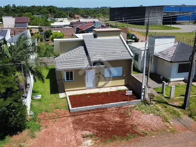 Casa com 60m² 2 quartos e 1 banheiro, à venda, no bairro Alesgut em Teutônia