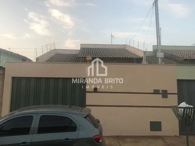 Casa 2 quartos e 2 banheiros, à venda, no bairro Setor Marista Sul em Aparecida de Goiânia