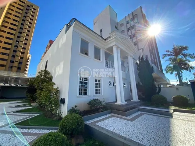 Casa com 720m², à venda, no bairro Caiçaras em Londrina