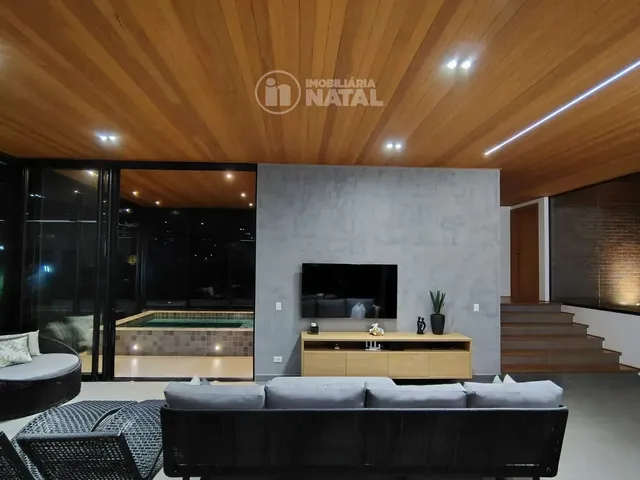Casa com 2384m² 3 quartos e 5 banheiros, para alugar, no bairro SERTANÓPOLIS em Sertanópolis