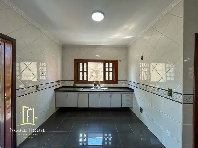 Casa 3 quartos e 5 banheiros, à venda ou para alugar, no bairro Villaggio Capríccio em Louveira
