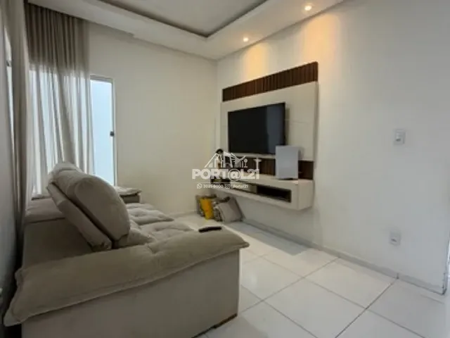 Casa 3 quartos e 3 banheiros, à venda, no bairro São Geraldo em Juazeiro