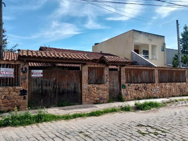 Casa 2 quartos e 1 banheiro, à venda, no bairro Casa Grande em Rio das Ostras