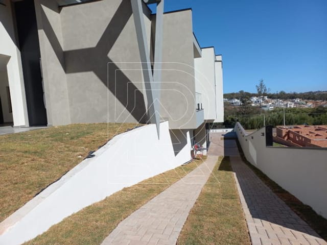 Casa com 563m² 3 quartos e 4 banheiros, à venda, no bairro Santa Isabel em Louveira