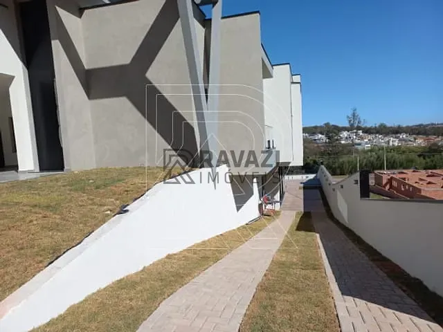 Casa com 563m² 3 quartos e 4 banheiros, à venda, no bairro Santa Isabel em Louveira