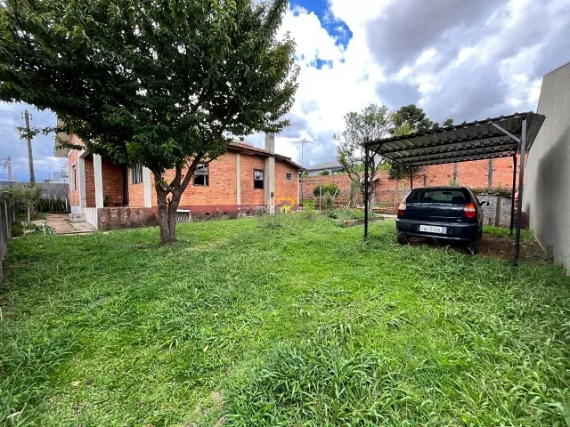 Casa com 380m² 2 quartos e 1 banheiro, à venda, no bairro Dos Estados em Guarapuava