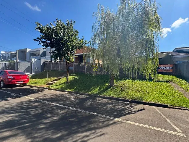 Casa com 380m² 2 quartos e 1 banheiro, à venda, no bairro Dos Estados em Guarapuava