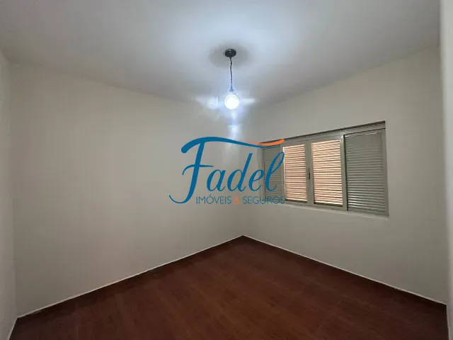 Casa 3 quartos e 1 banheiro, para alugar, no bairro Centro em Conchal