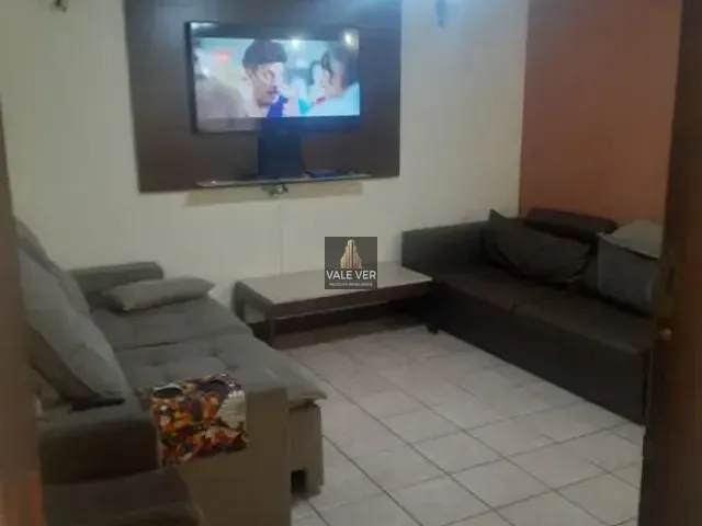 Casa com 350m² 3 quartos e 2 banheiros, à venda, no bairro Monte Castelo em São José dos Campos