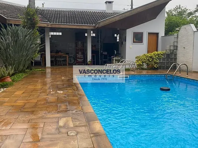 Casa com 438m² 3 quartos e 5 banheiros, à venda, no bairro Jardim das Colinas em São José dos Campos
