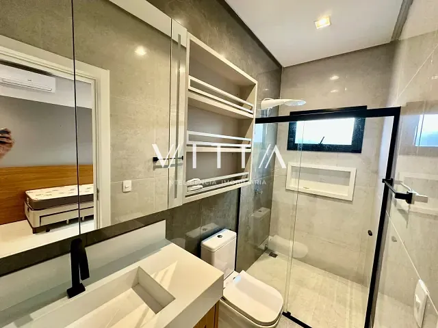 Casa 3 quartos e 4 banheiros, para alugar, no bairro Plano Diretor Sul em Palmas