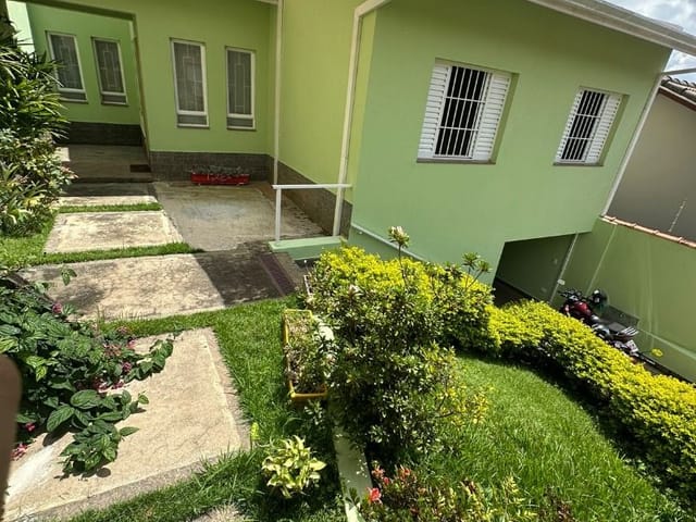 Casa 4 quartos e 1 banheiro, para alugar, no bairro Da Ponte Alta em Extrema