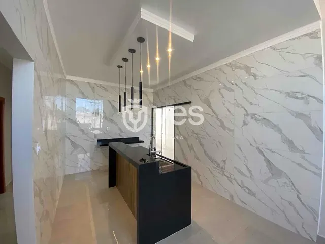 Casa com 200m² 2 quartos e 2 banheiros, à venda, no bairro Jardim Europa V em Araxá