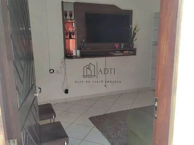 Casa 2 quartos e 1 banheiro, à venda, no bairro Jardim Moraes em Itaquaquecetuba