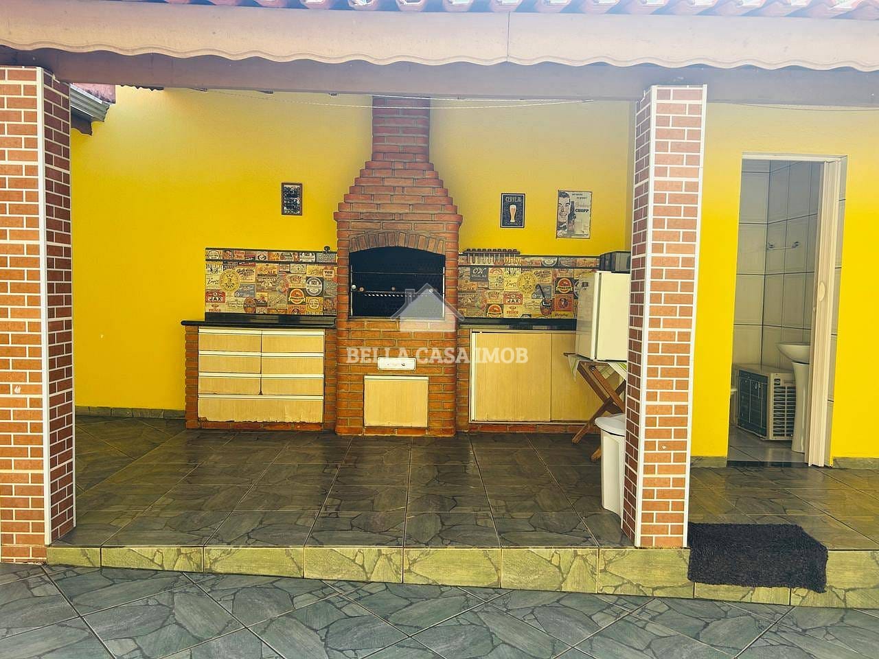 Casa à venda com 2 quartos, 60m² - Foto 4